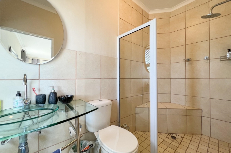 8 Bedroom Property for Sale in Tergniet Western Cape